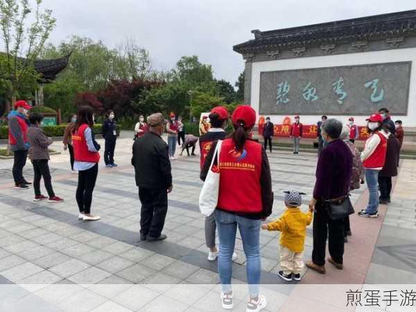 温热的大手在身上游走：温热手掌的轻柔探寻